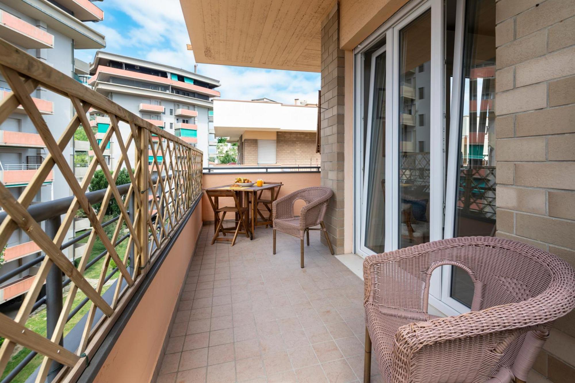 Apartmán Casa Baia Flaminia Pesaro Exteriér fotografie